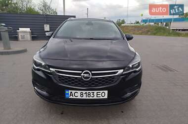 Універсал Opel Astra 2016 в Луцьку