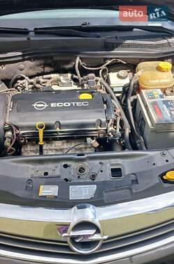 Универсал Opel Astra 2009 в 