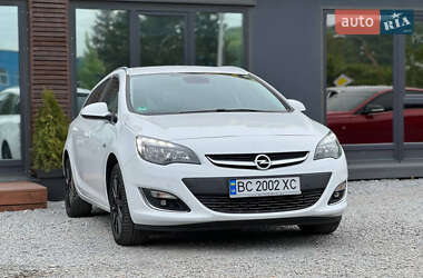 Универсал Opel Astra 2014 в 
