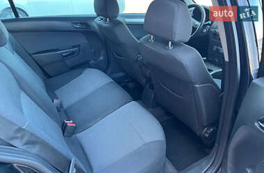 Універсал Opel Astra 2006 в 