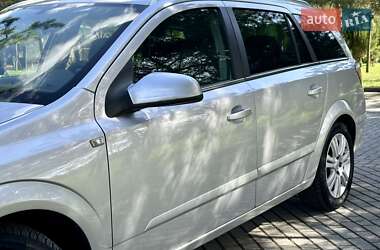 Універсал Opel Astra 2008 в 