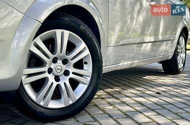 Універсал Opel Astra 2008 в 