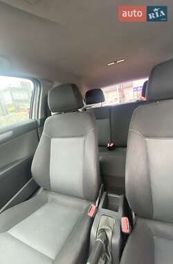 Хэтчбек Opel Astra 2006 в 