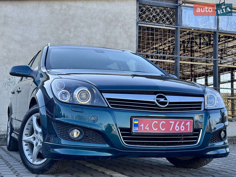 Універсал Opel Astra 2008 в Дрогобичі