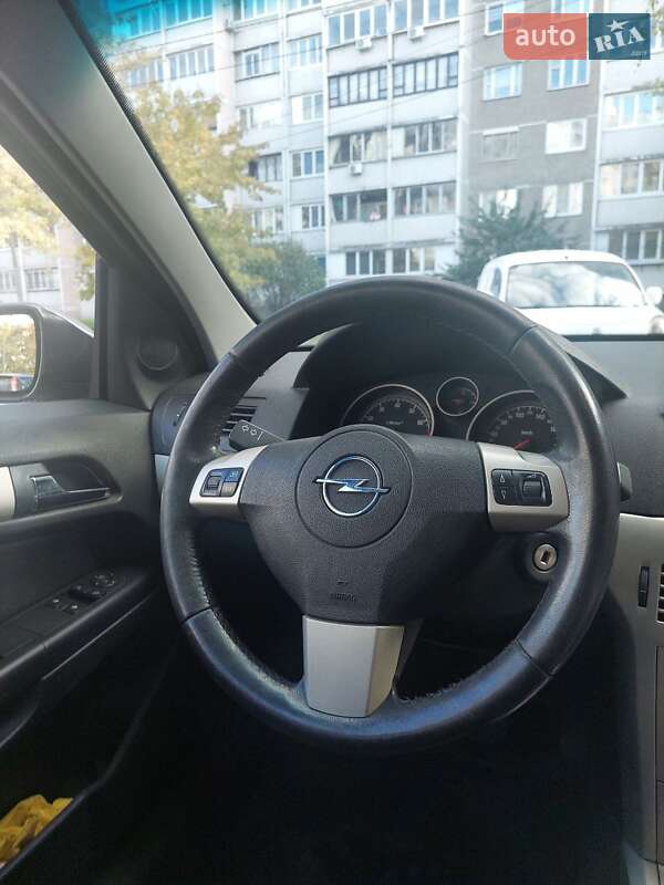 Седан Opel Astra 2008 в Виннице