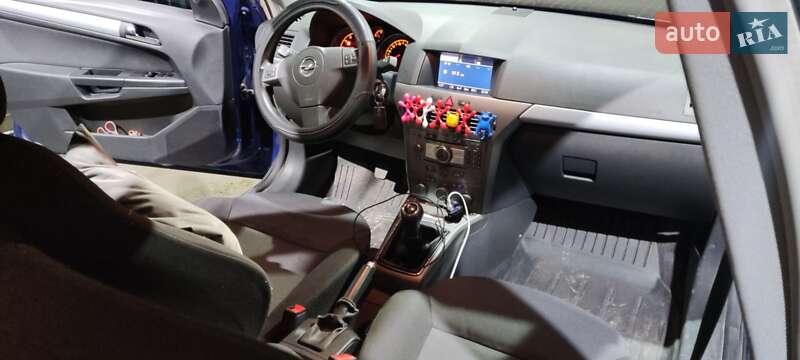 Хэтчбек Opel Astra 2005 в Ковеле