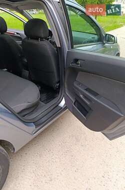 Універсал Opel Astra 2004 в 