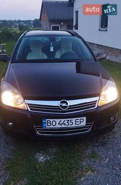 Универсал Opel Astra 2008 в Кременце