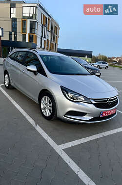 Универсал Opel Astra 2018 в Луцке