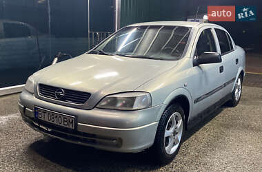 Седан Opel Astra 2005 в Києві