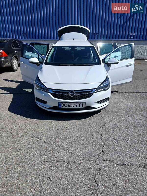 Opel Astra 2018