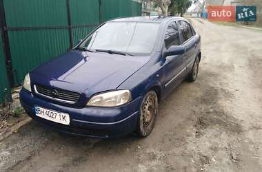 Хетчбек Opel Astra 2003 в Новому Бузі