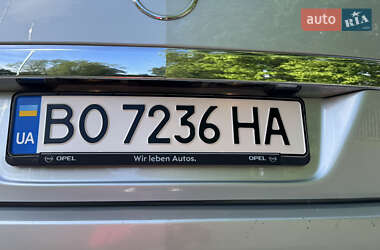 Универсал Opel Astra 2010 в 