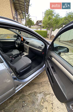 Универсал Opel Astra 2008 в 