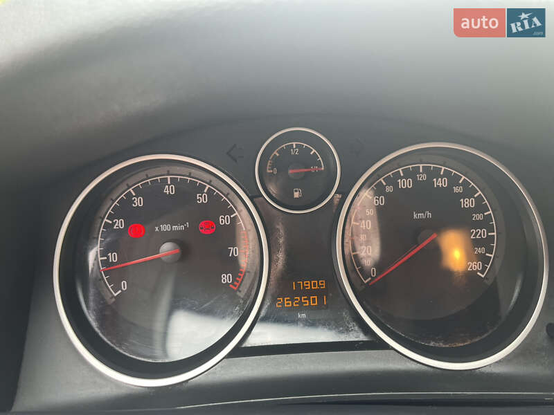 Универсал Opel Astra 2009 в Бучаче