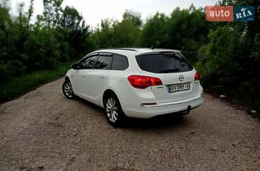 Универсал Opel Astra 2012 в 