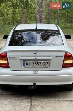 Седан Opel Astra 2007 в 