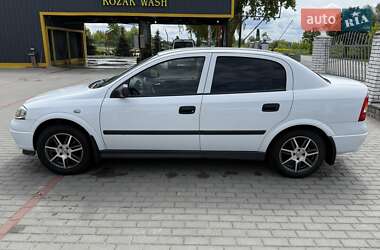 Седан Opel Astra 2007 в 