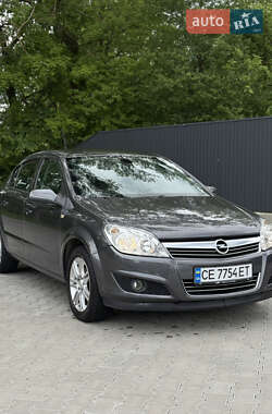 Седан Opel Astra 2008 в Чернівцях