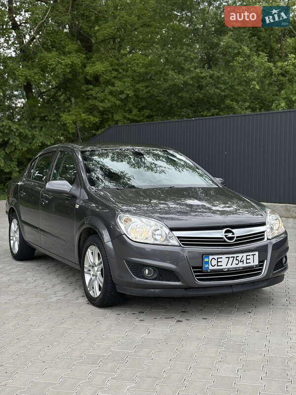 Седан Opel Astra 2008 в 