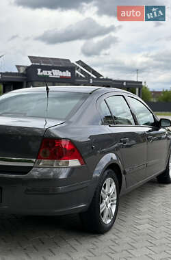Седан Opel Astra 2008 в 