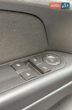 Седан Opel Astra 2008 в 
