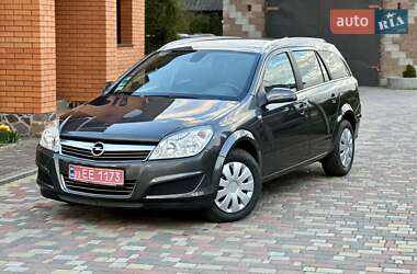 Универсал Opel Astra 2009 в 
