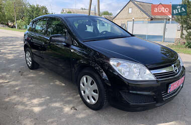 Хэтчбек Opel Astra 2008 в 