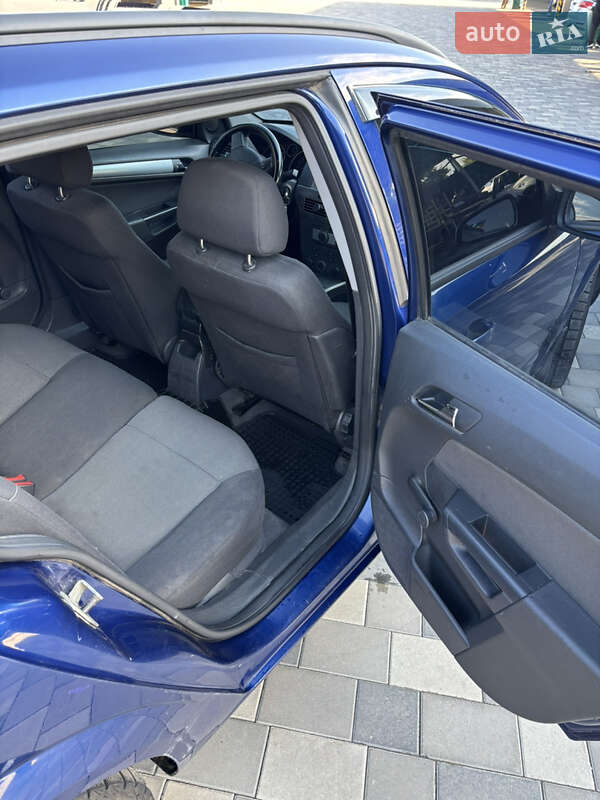 Универсал Opel Astra 2006 в Полтаве
