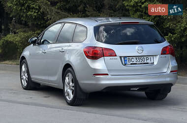 Універсал Opel Astra 2015 в 