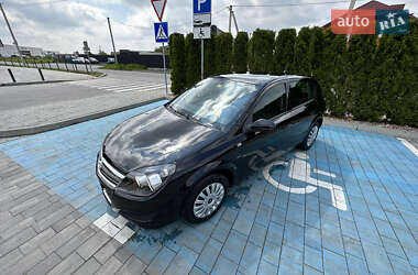 Хетчбек Opel Astra 2007 в Луцьку