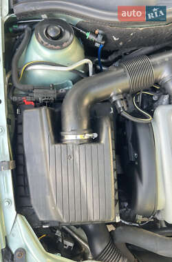 Хэтчбек Opel Astra 2001 в 
