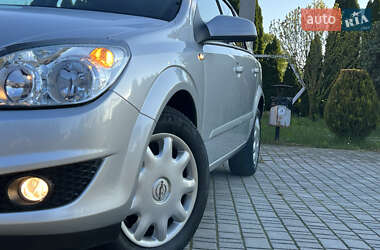 Универсал Opel Astra 2008 в 