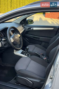 Универсал Opel Astra 2008 в 