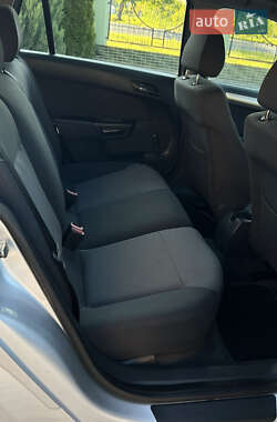 Универсал Opel Astra 2008 в 