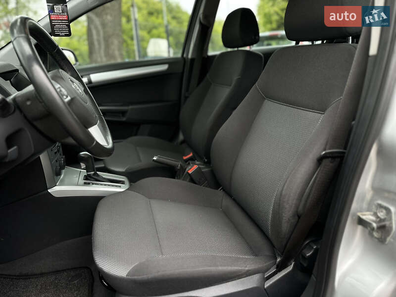 Універсал Opel Astra 2009 в Вінниці