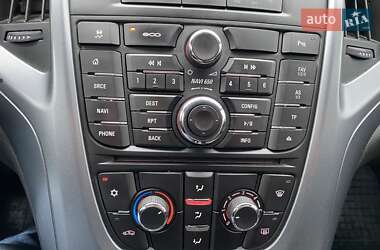 Универсал Opel Astra 2014 в 
