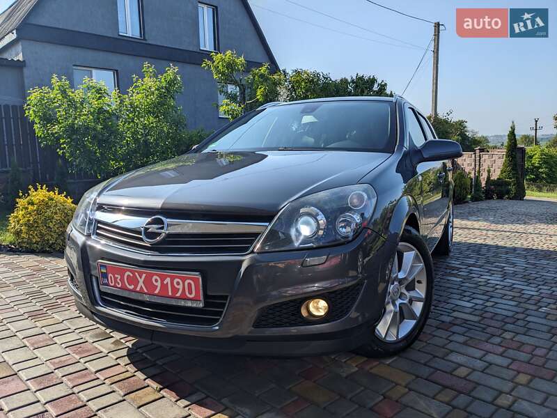 Універсал Opel Astra 2009 в 