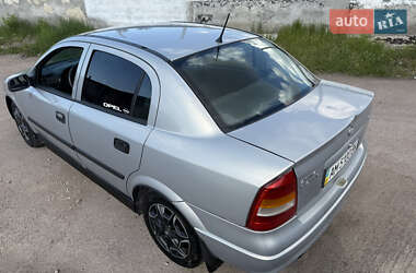 Седан Opel Astra 2007 в 