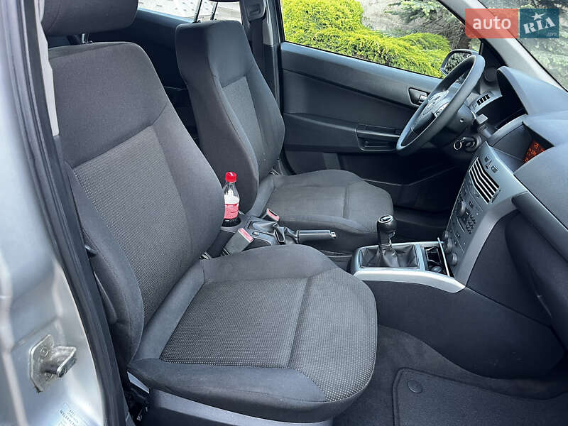 Хетчбек Opel Astra 2009 в Луцьку