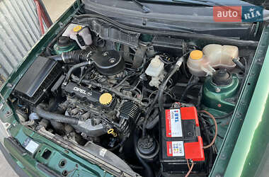 Седан Opel Astra 1996 в 