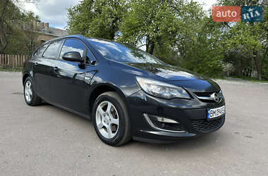 Універсал Opel Astra 2013 в 