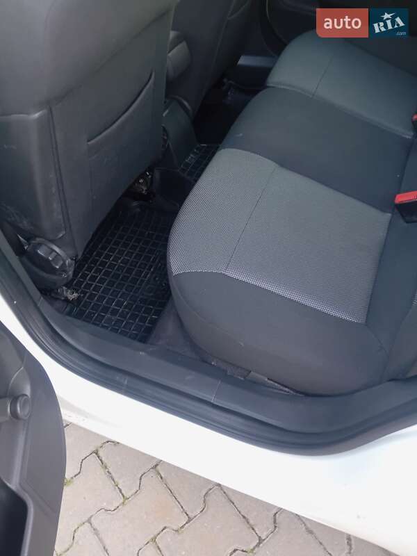 Универсал Opel Astra 2010 в Черновцах