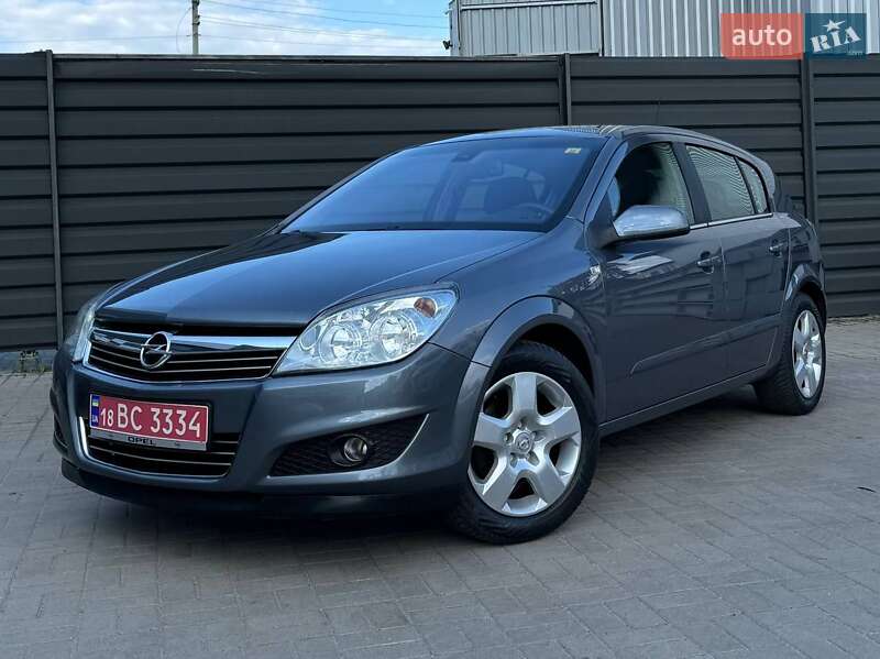 Opel Astra 2008