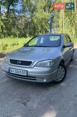 Седан Opel Astra 2008 в Кривому Розі