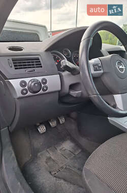 Универсал Opel Astra 2008 в 
