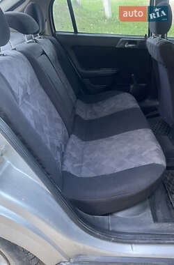 Хэтчбек Opel Astra 1999 в 