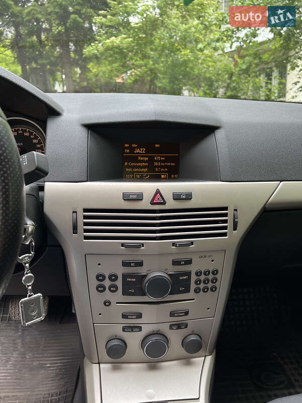 Хетчбек Opel Astra 2008 в Львові