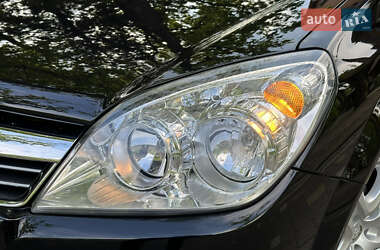 Универсал Opel Astra 2009 в 