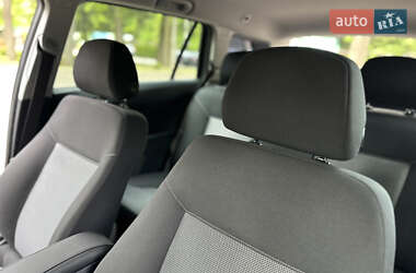 Универсал Opel Astra 2009 в 